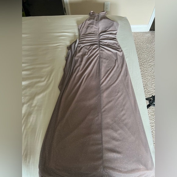 Alex Evenings Gown - Picture 4 of 7